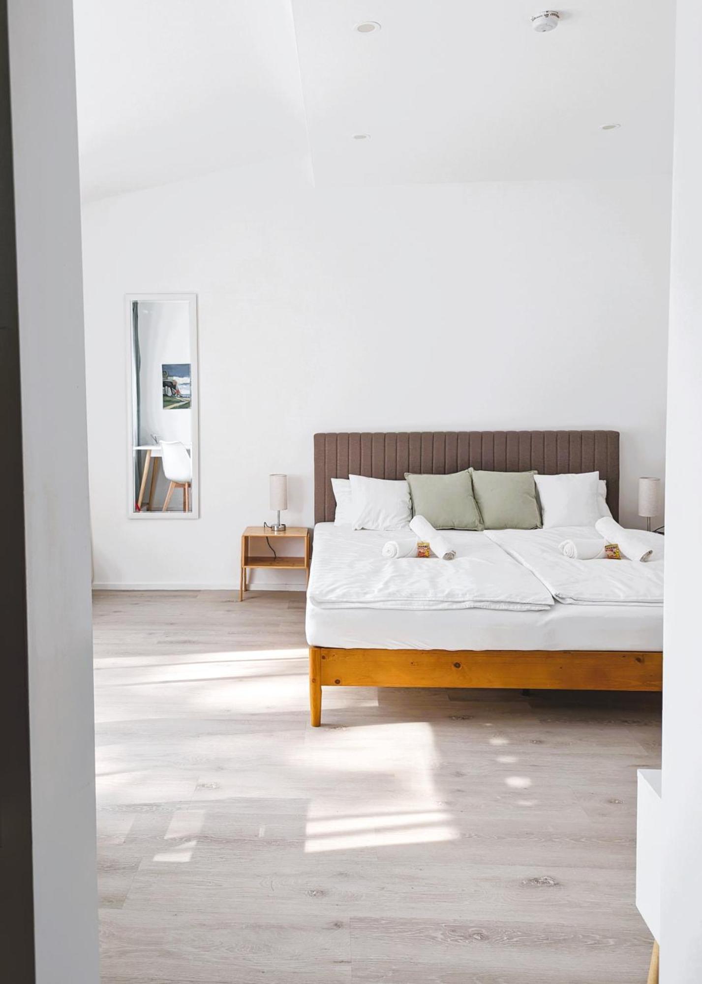 מאנכינג Apartment Naehe Airbus מראה חיצוני תמונה